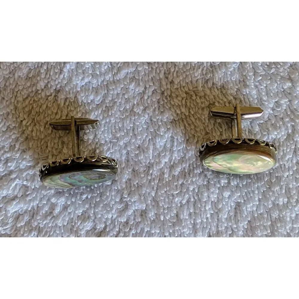Lot of 2 Vintage Abalone Shell Cufflinks Silver Tone Oval Toggle Back